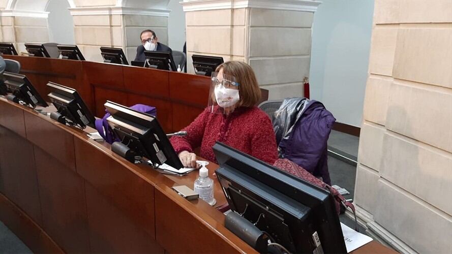 También será citada la Agencia Nacional de Minería para que responda qué ha pasado con el proyecto de una plataforma para explotar petróleo cerca al lago.. Foto: Suministrada