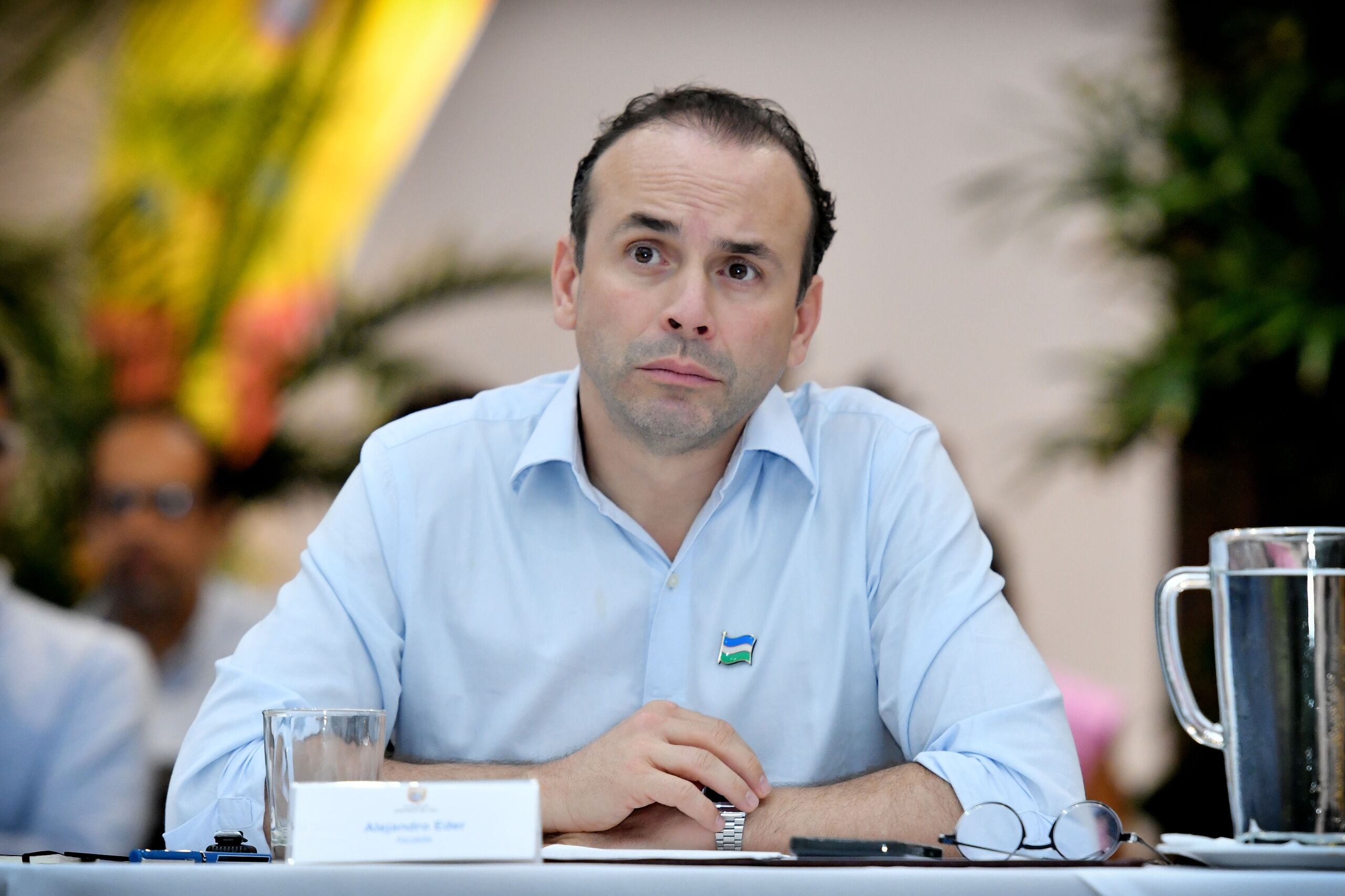 El viaje del alcalde de Cali y el de Medellín a Washington habría contribuido a que la medida no fuera más severa. 