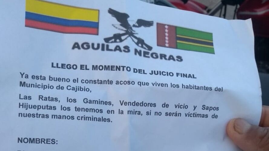 El texto, firmado por supuestos grupos paramilitares, anuncia que atacarán a quienes comercializan estupefacientes. Foto: Red de Derechos Humanos del Suroccidente