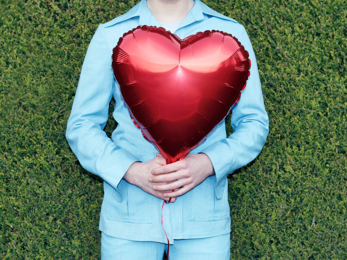 Así es ‘Amor es’, el nuevo libro de Rodrigo Restrepo que habla de los tipos de amor