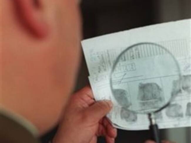 ¿Qué se debe hacer con las disposiciones ilegales de autoridades municipales que indagan por la condición sexual de los funcionarios?