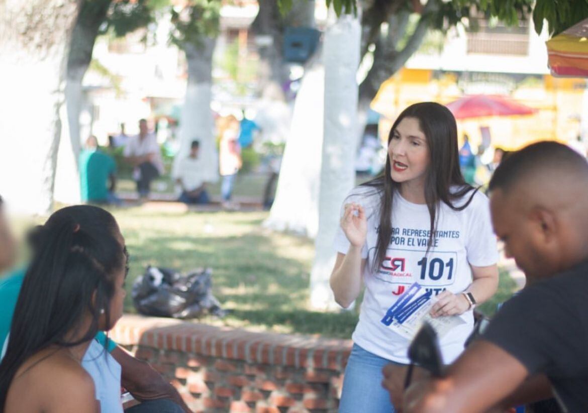 La aspirante al Congreso aseguró que el paro nacional fue una toma guerrillera. Foto: Instagram @juanitacatanomunoz
