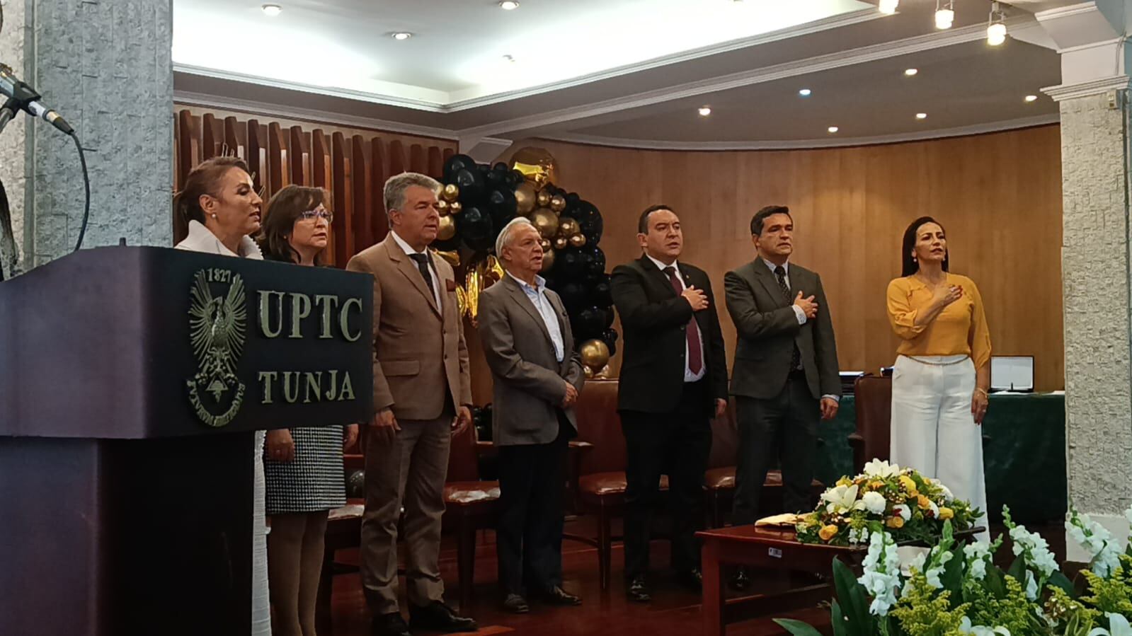 El ministro de Hacienda Ricardo Bonilla asistió a los 50 años de la facultad de Ciencias Económicas y Administrativas de la Uptc. / Foto. W Radio