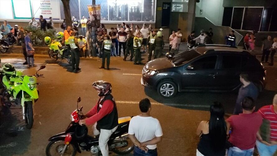 Las acciones violentas, al parecer fueron perpetradas por un menor de 16 años que fue aprehendido en cercanías a los lugares donde sucedieron los hechos. Foto: Erika Rebolledo