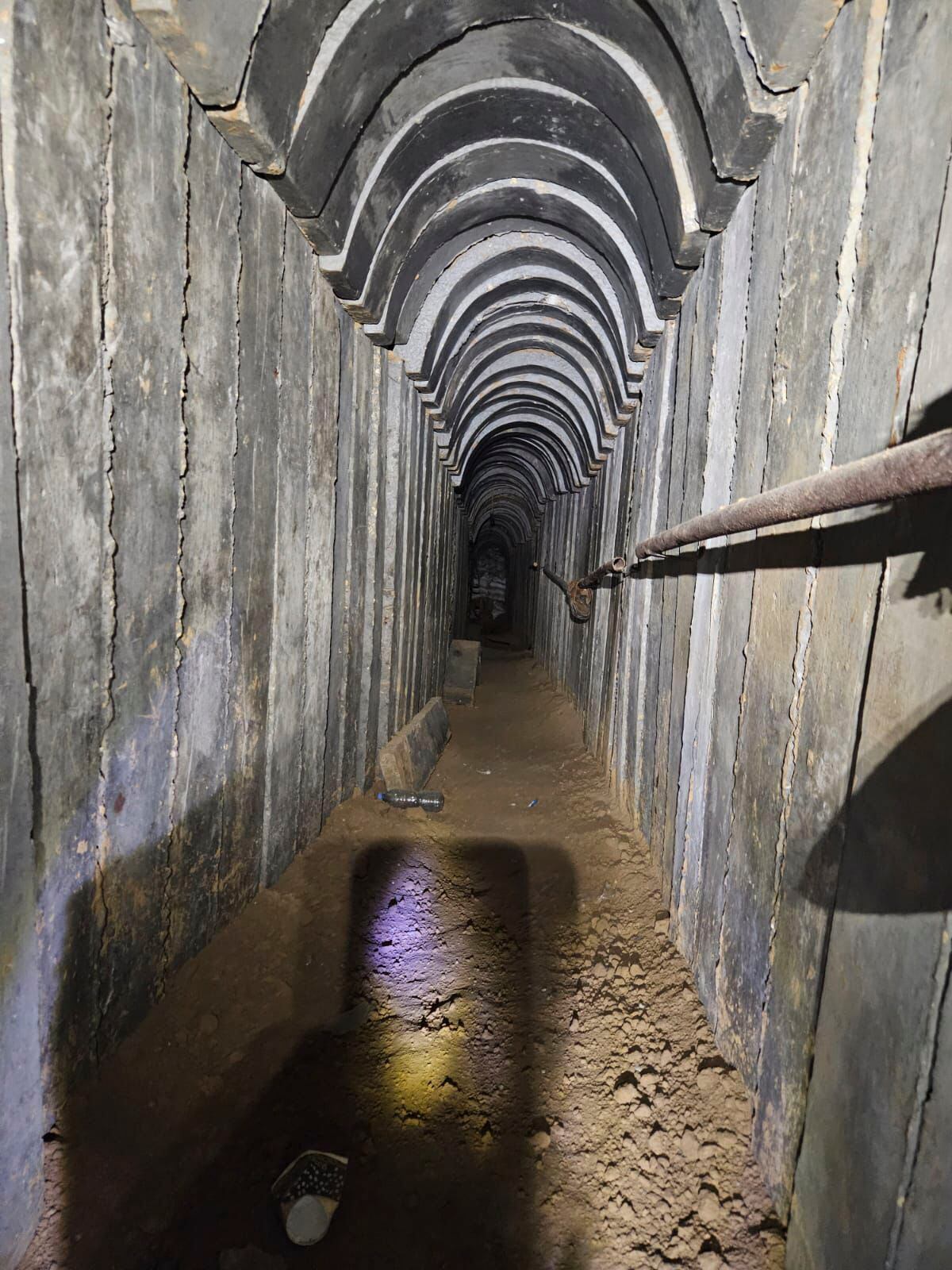 El Ejército israelí publicó este viernes imágenes de un túnel de varios pisos y unos tres kilómetros de largo que fue hallado por sus tropas la Franja de Gaza y que asegura era utilizado por milicianos. EFE/  Ejercito Israel SOLO USO EDITORIAL/SOLO DISPONIBLE PARA ILUSTRAR LA NOTICIA QUE ACOMPAÑA (CRÉDITO OBLIGATORIO)