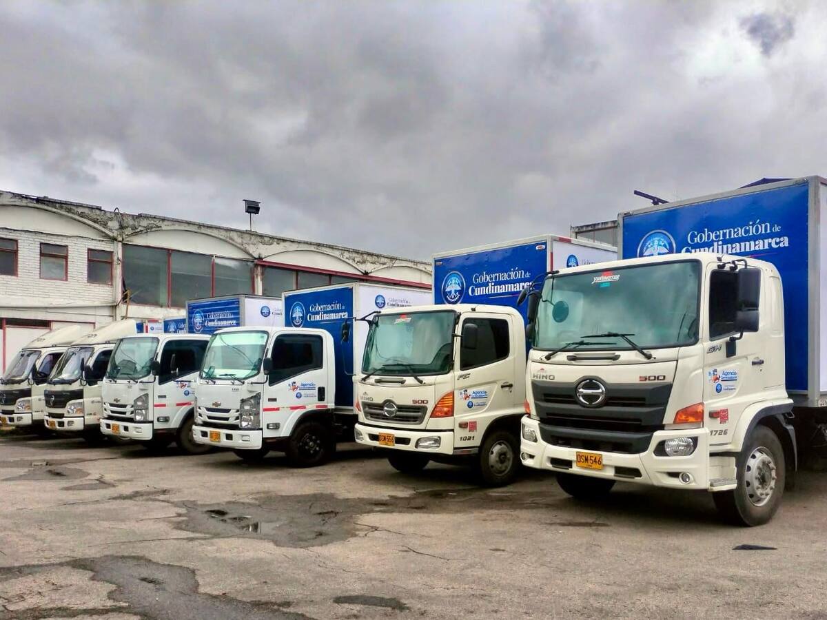 Despliegan camiones para transportar cosechas de municipios afectados por cierre de vía al Llano