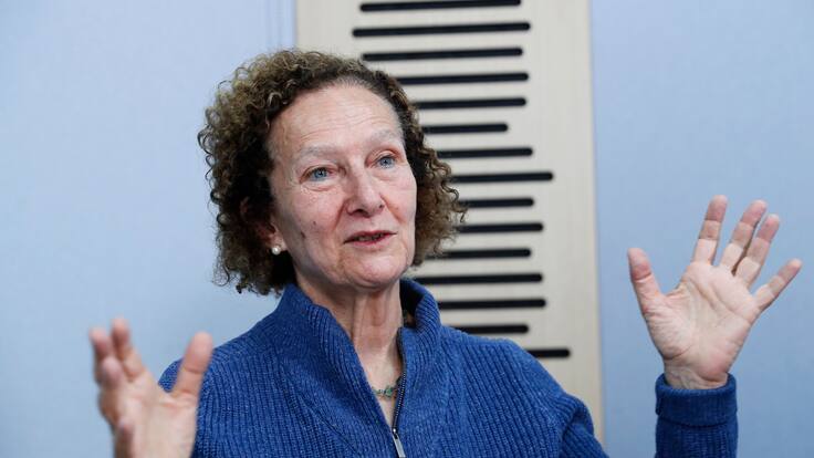 Tenemos la obligación de insistir en la paz, la guerra no nos sirve: Vera Grabe por diálogos con ELN