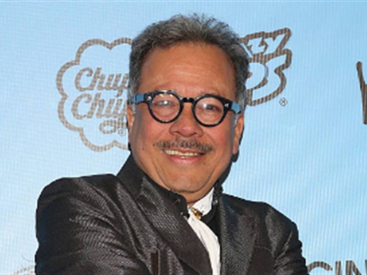 Humberto Vélez, la voz de Homero Simpson, está de cumpleaños