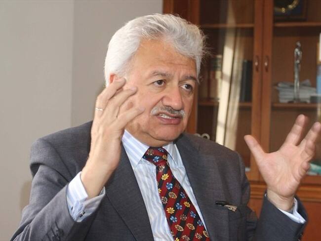 Recientemente, se conoció que el exsenador Everth Bustamante supuestamente habría viajado a Cuba para mediar entre el Gobierno y el Eln. Foto: Colprensa