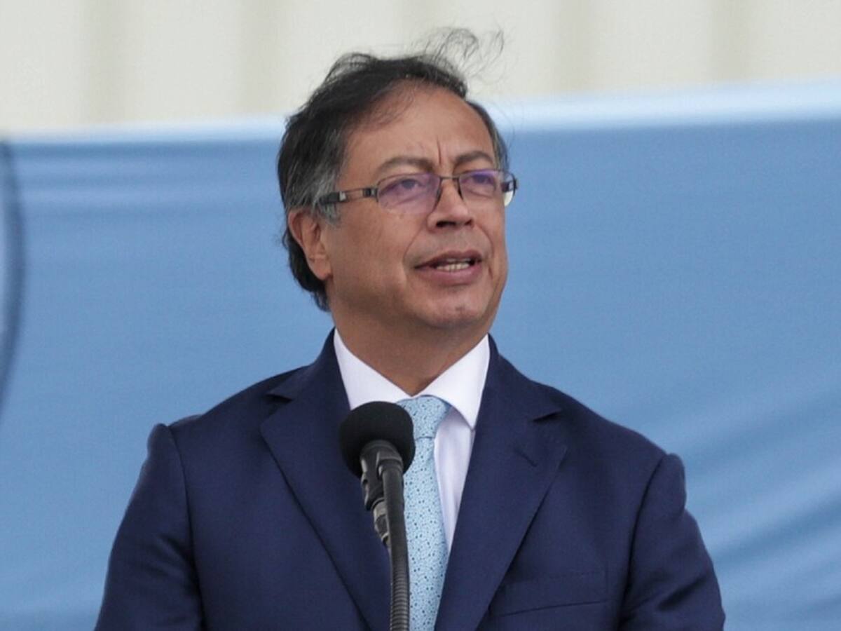 Petro defiende la decisión de eliminar el Día sin IVA