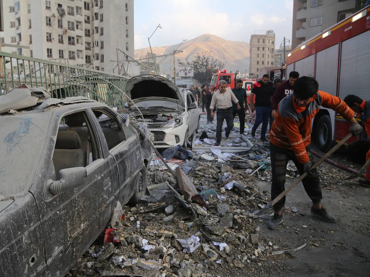 Al menos 34 heridos y varias personas atrapadas tras el ataque de Irán contra Israel