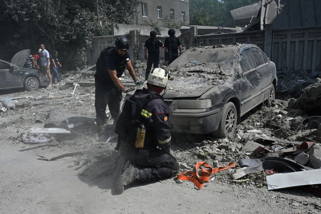 Bombardeo en Ucrania. Foto: SERGEY BOBOK/AFP via Getty Images