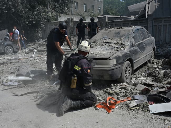 Bombardeo en Ucrania. Foto: SERGEY BOBOK/AFP via Getty Images