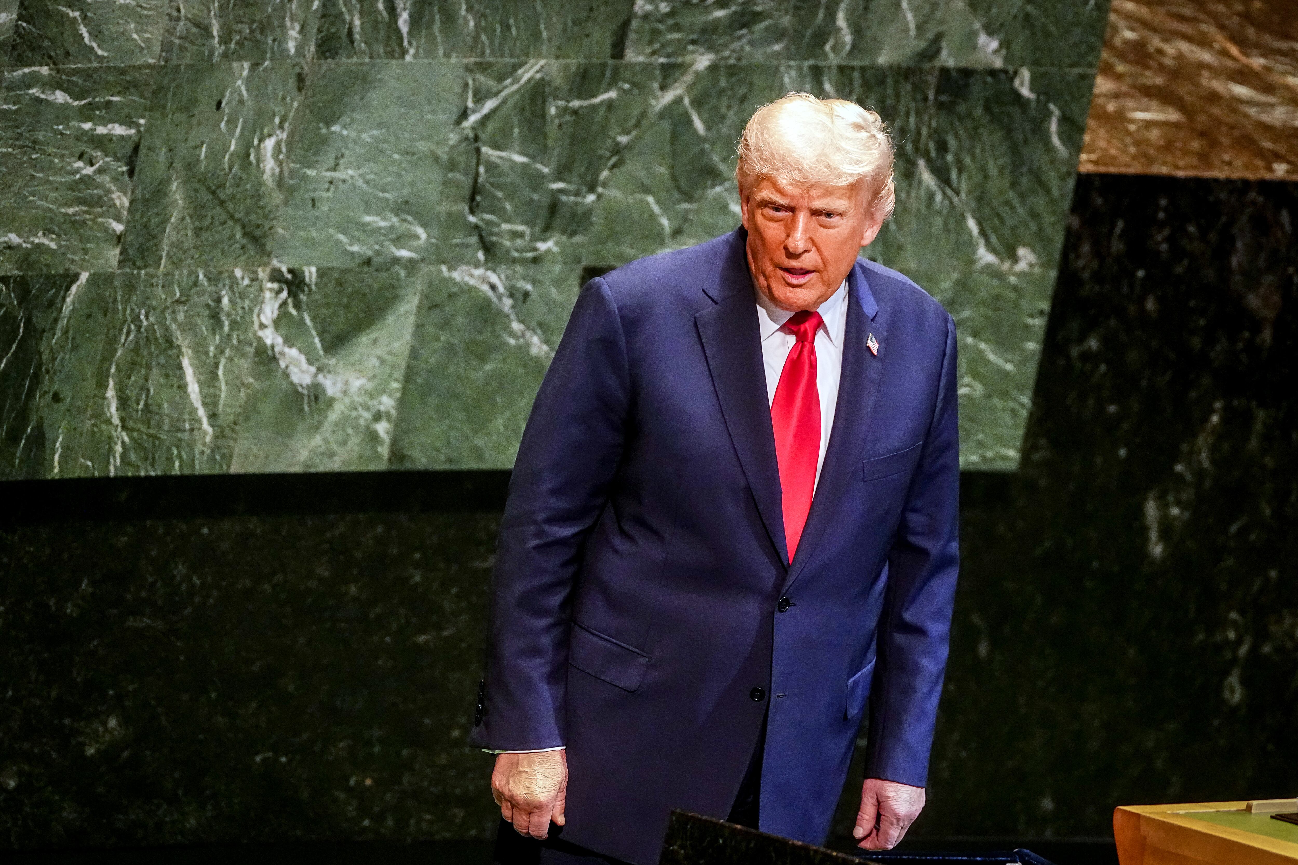 El presidente de Estados Unidos, Donald Trump, en la Asamblea General de la ONU tras su discurso. (Foto de Kay Nietfeld/picture alliance vía Getty Images)