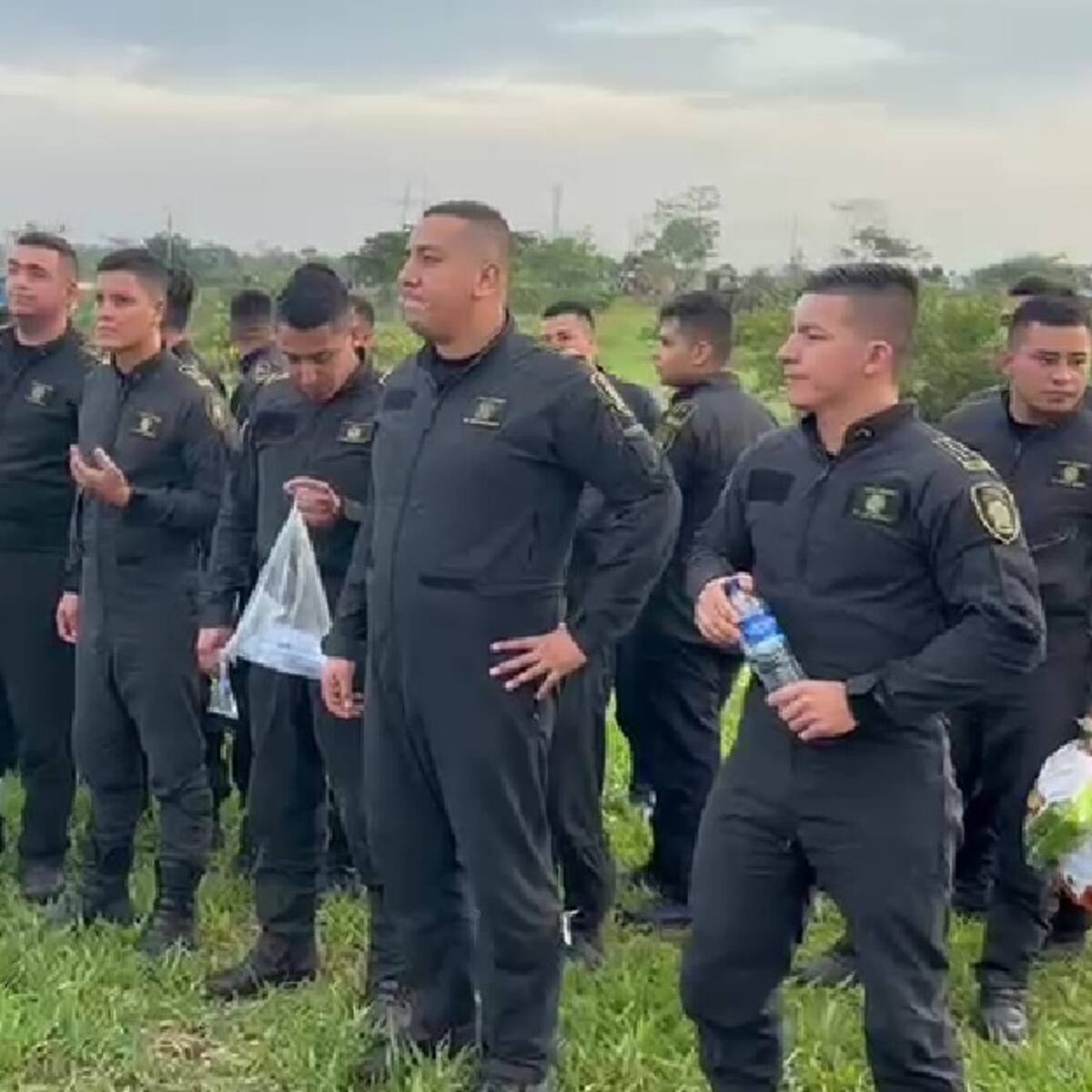 Él estaba angustiado: esposa de patrullero liberado en San Vicente del Caguán