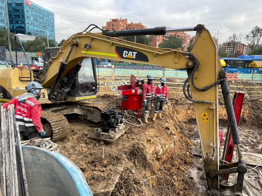 Construcción puente avenida 68 con calle 26. Foto: IDU