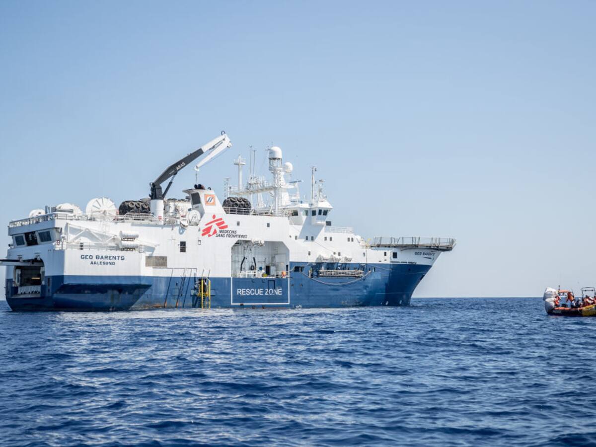 Italia bloqueó barco por 60 días tras rescatar 191 migrantes: Médicos Sin Fronteras