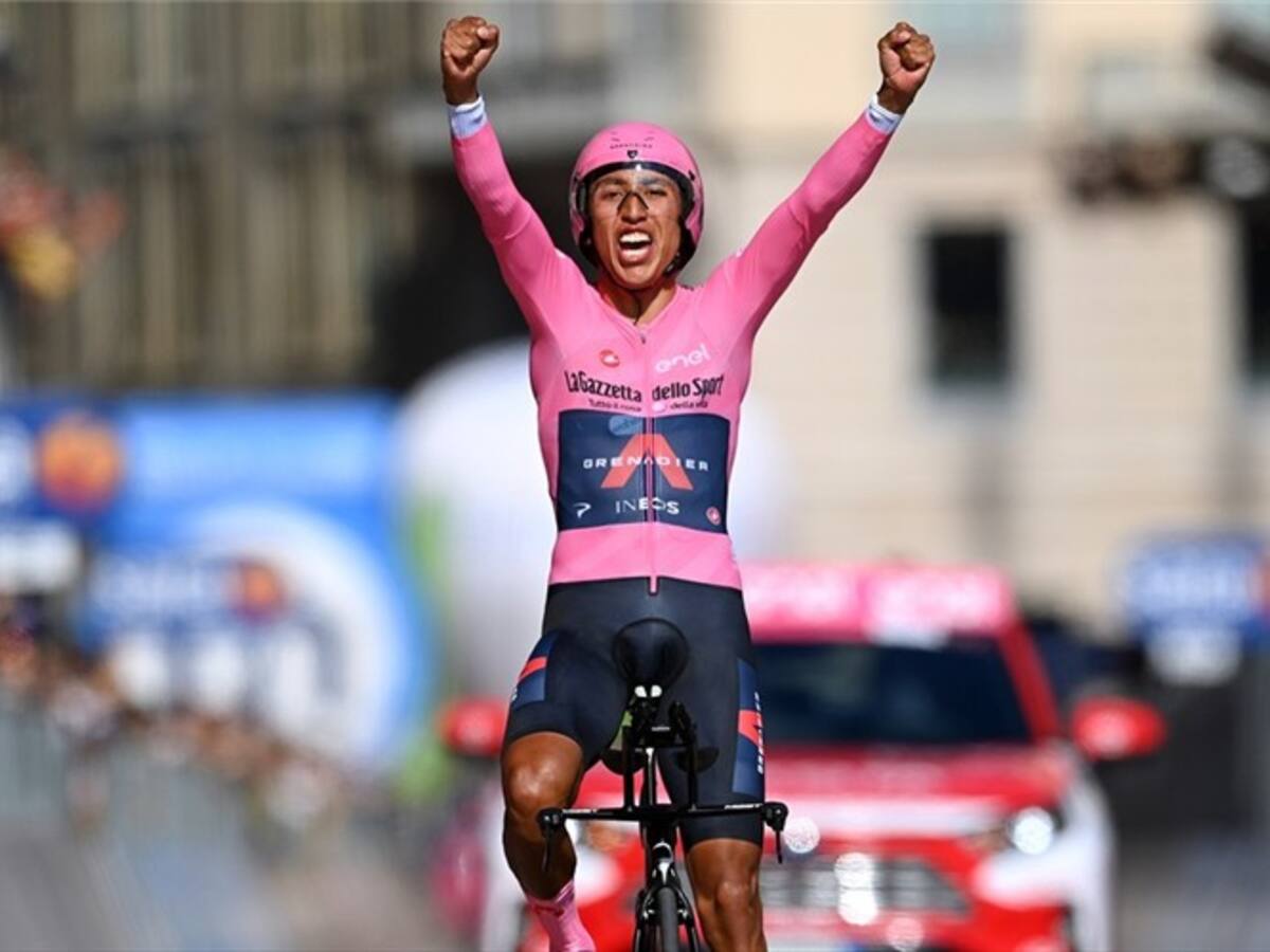 Aeropuerto El Dorado recibió por todo lo alto a Egan Bernal tras el Giro de Italia