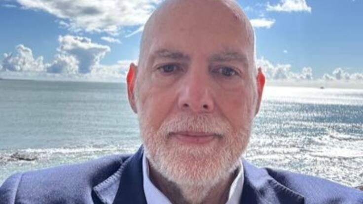 José Fernando Bautista, quien fue embajador de Colombia en Portugal, habló algunas veces en La W