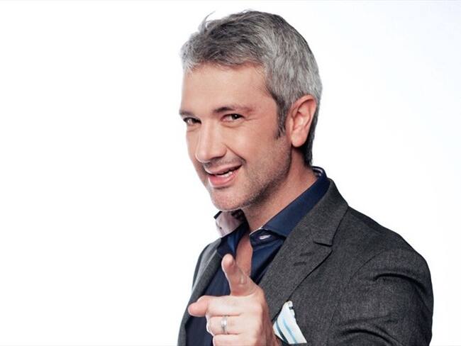 El erótico relato de Gonzalo Vivanco en “Las 50 sombras del leit”