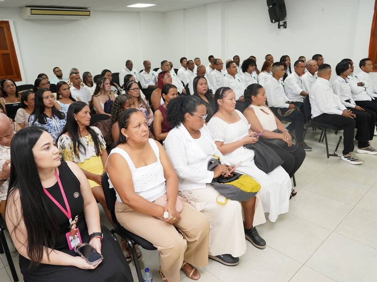 31 trabajadores del agro fortalecen su liderazgo a través de Diplomado de Habilidades Blandas