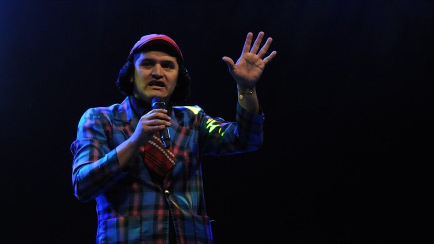 “Pero mientras despierte cada día aún vivo, trataré de sonreír”, le dijo Hassam a sus seguidores. Foto: Colprensa