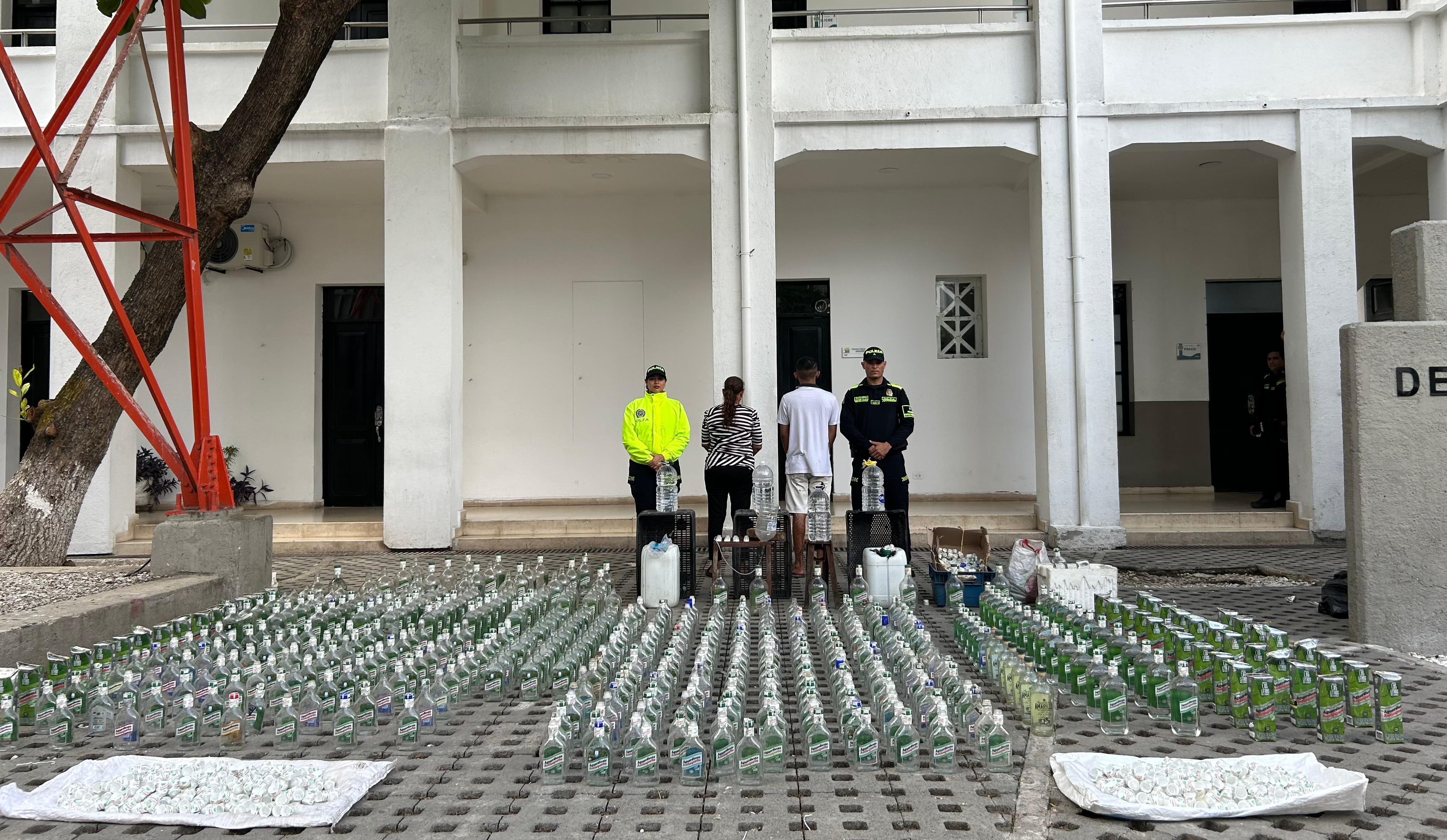 Incautadas más de mil unidades de insumos  para fabricar licor adulterado en Ciénaga, Magdalena. Foto: cortesía MESAN 