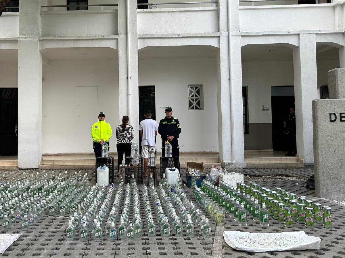 Incautadas más de mil unidades de insumos para fabricar licor adulterado en Ciénaga, Magdalena