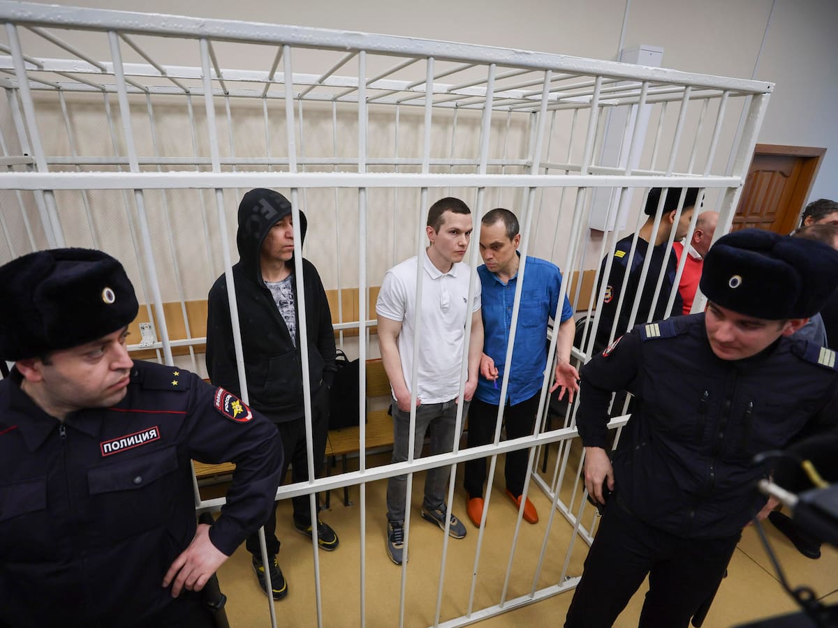 La Justicia rusa condena a entre tres y cinco años de cárcel a tres abogados de Alekséi Navalni