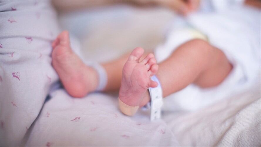 El Instituto de Medicina Legal será el encargado de determinar si el fallecimiento de la recién nacida se produjo por violencia física. Foto: Getty Images