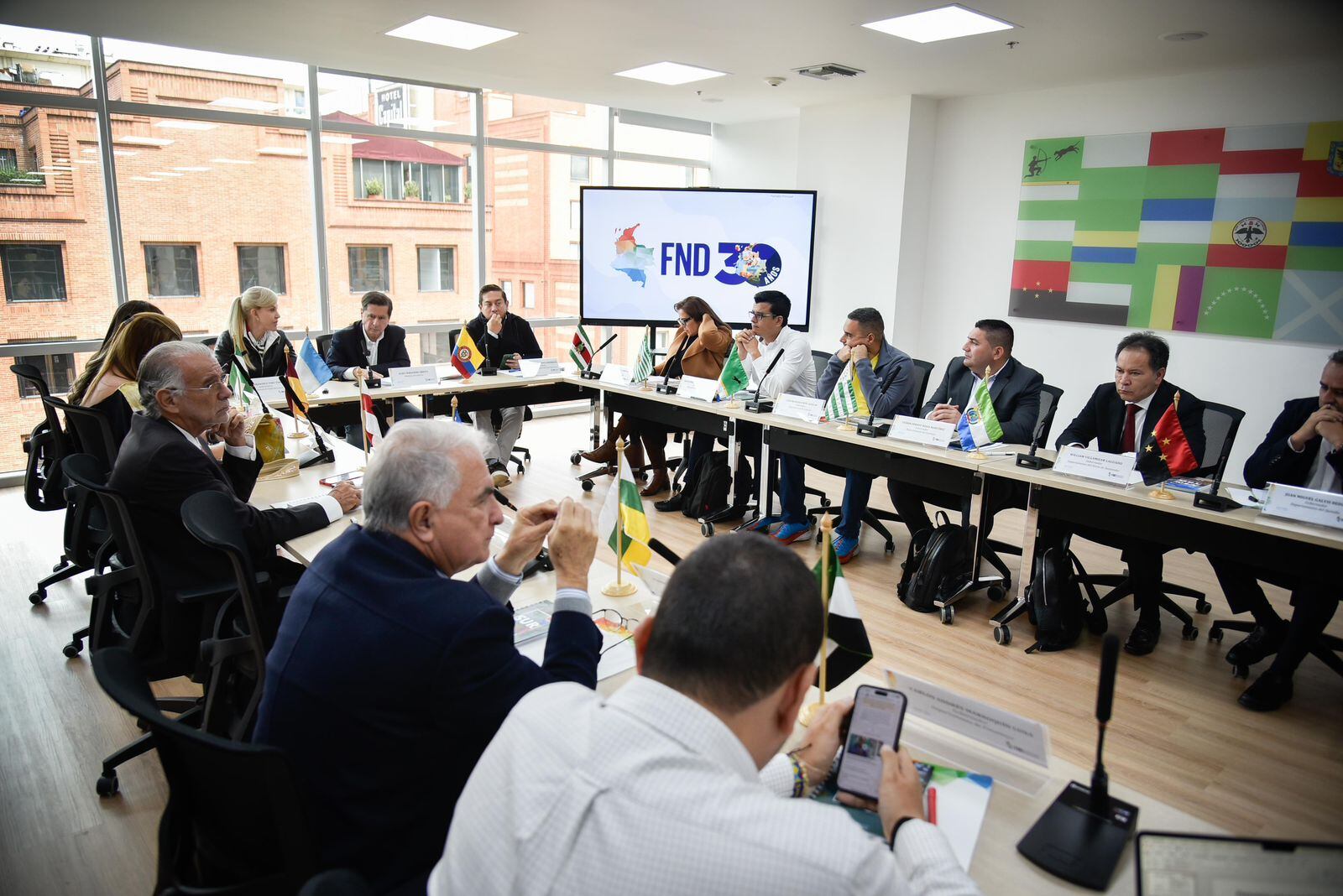 Gobernadores reunidos con el ministro del Interior, Juan Fernando Cristo, en la Federación Nacional de Departamentos / MinInterior.