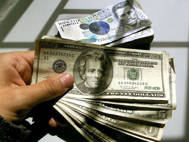 Las autoridades decomisaron más de $1.200.000 en moneda extranjera y colombiana. Foto: Getty Images