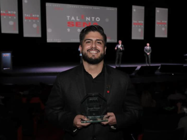 “Fue un proyecto atípico”: colombiano Sergio Rincón participó en producción de Oppenheimer