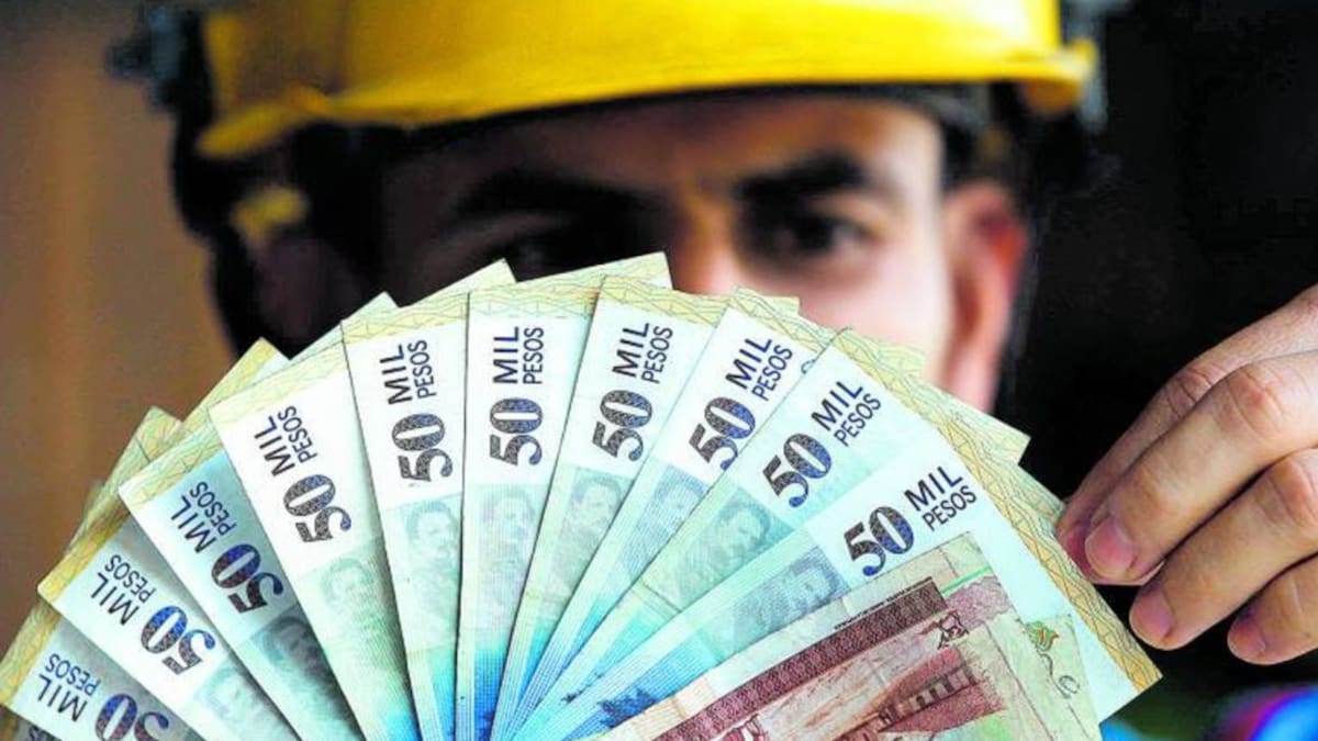 Empieza negociación del salario mínimo de 2023: así están las apuestas