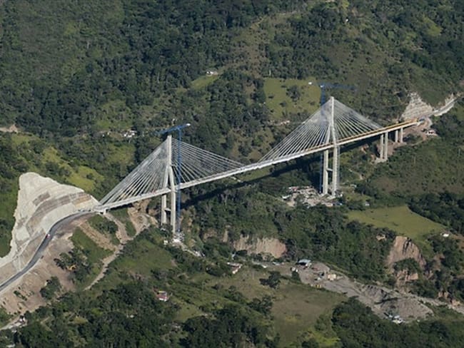 Por fin se recibió el informe técnico del puente Hisgaura por parte de la Interventoría. Foto: Colprensa
