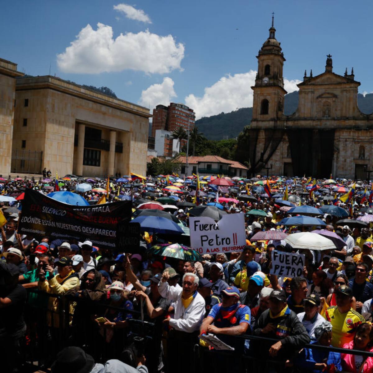 15.000 personas participaron en marcha de la oposición: Secretaría de Gobierno de Bogotá