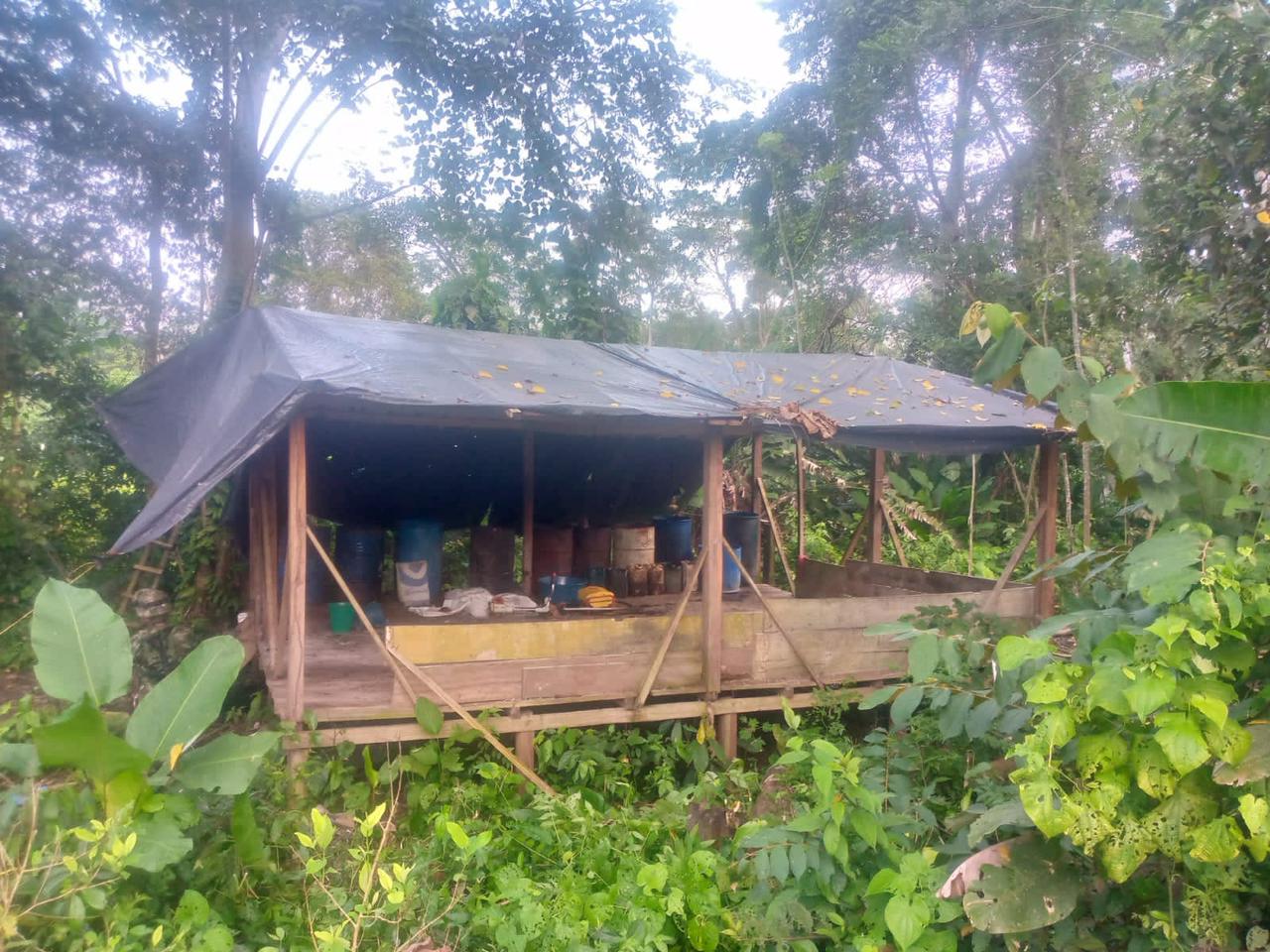 Armada reportó destrucción de 8 laboratorios para procesar pasta de base de coca en Chocó