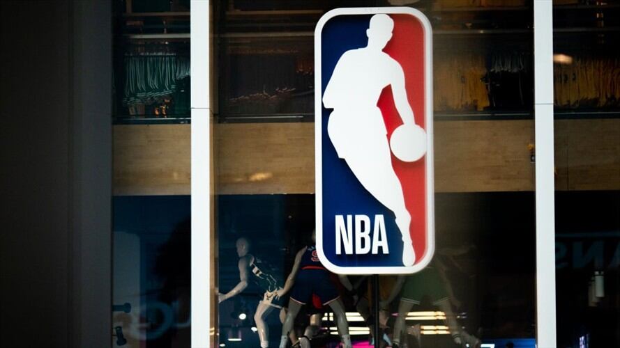La NBA recorta cuarentenas de jugadores por Covid-19. Foto: Getty Images