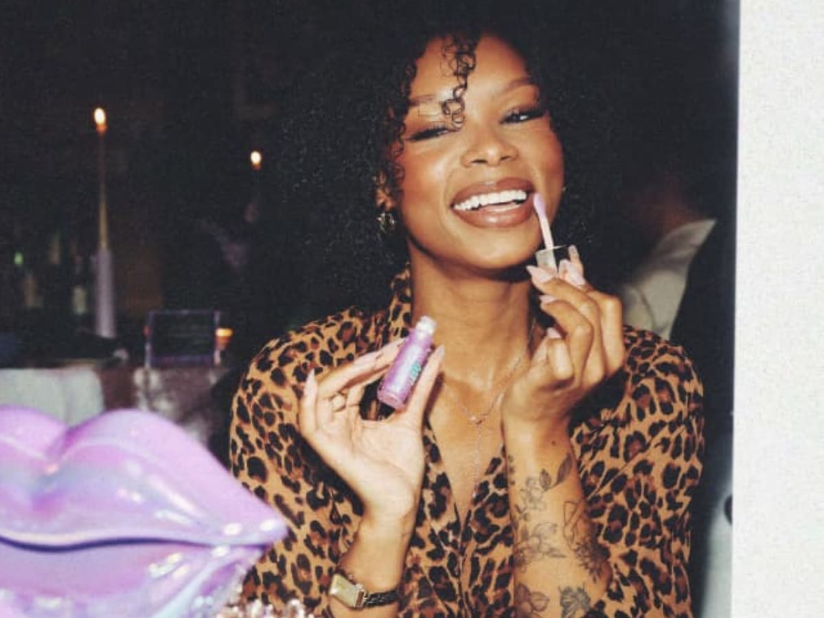 Jenni Arizala, la colombiana que pasó de maquillarse en casa a brillar con Sephora