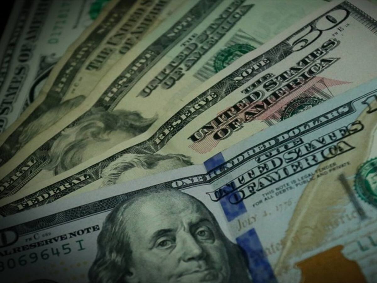 Dólar sigue disparado: superó los $4.600 este martes en nuevo máximo histórico