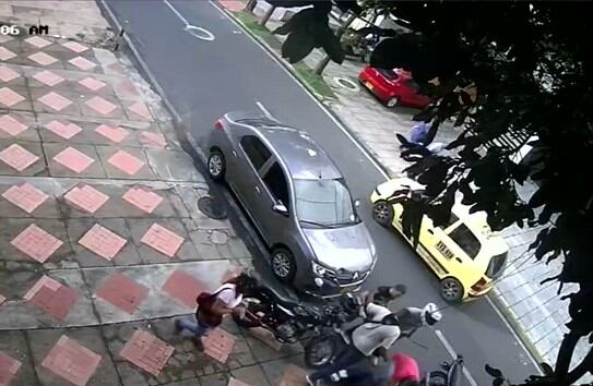 Accidente en Bucaramanga. Foto: Cámara de seguridad.