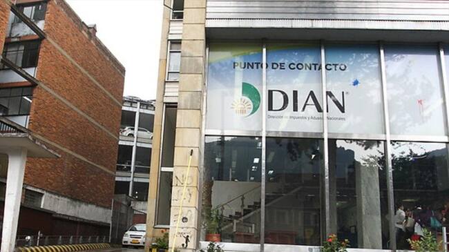 Dian advierte que principales corredores de comercio del país serán objeto de controles. Foto: Colprensa