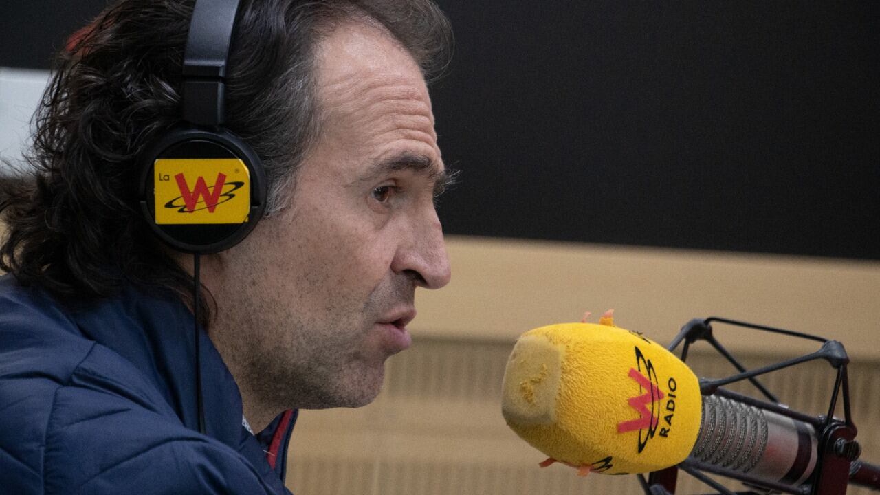 “No me voy a poner con esas bobadas de plantear gobiernos paralelos”: Federico Gutiérrez / FOTO: W Radio