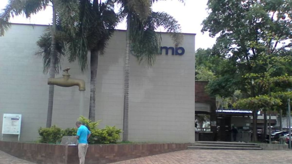 Empresas vinculadas a Manantial de Amor firmaron contrato con el Acueducto de Bucaramanga