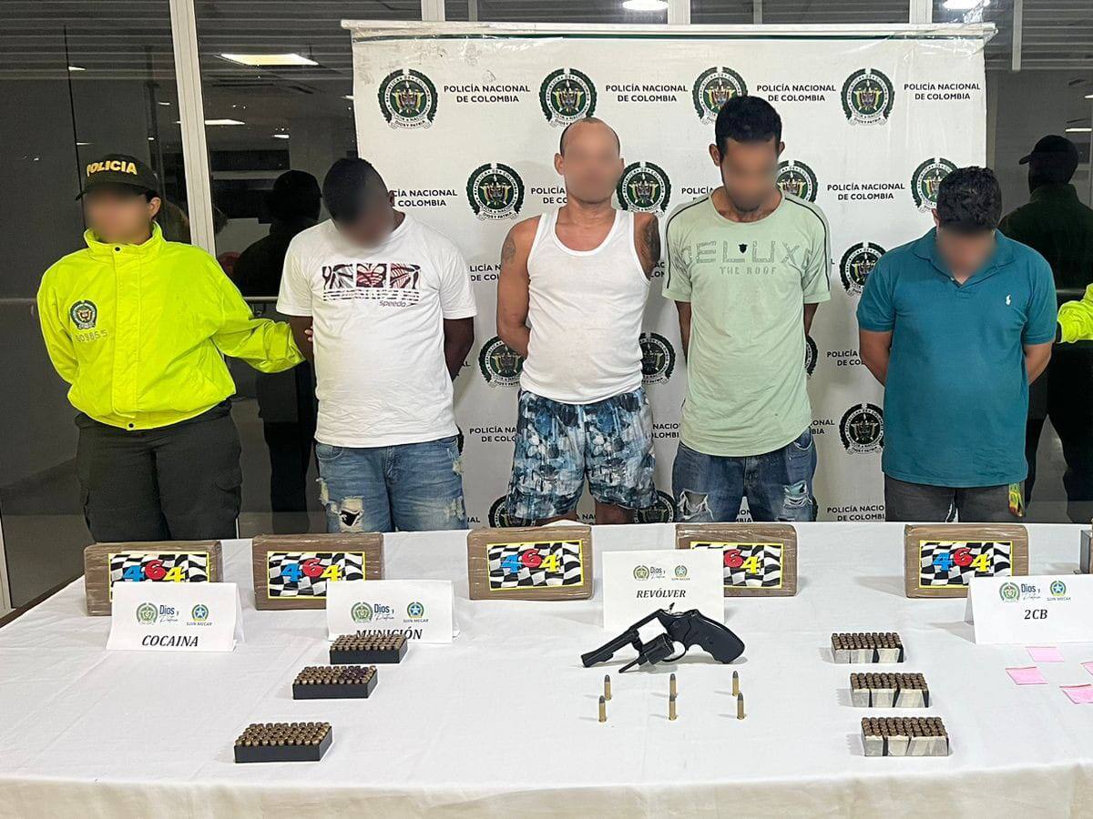 Capturan sujetos encargados de transportar material bélico y estupefacientes en Cartagena