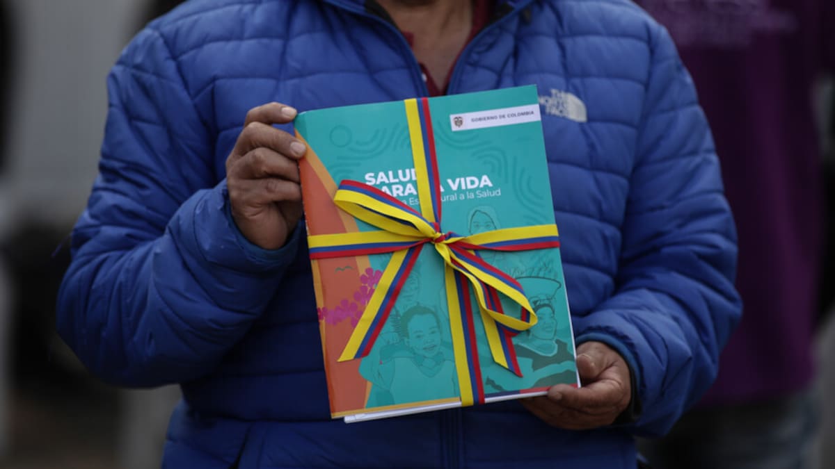 Gobierno buscaría aprobar nueva reforma a la salud en tiempo récord