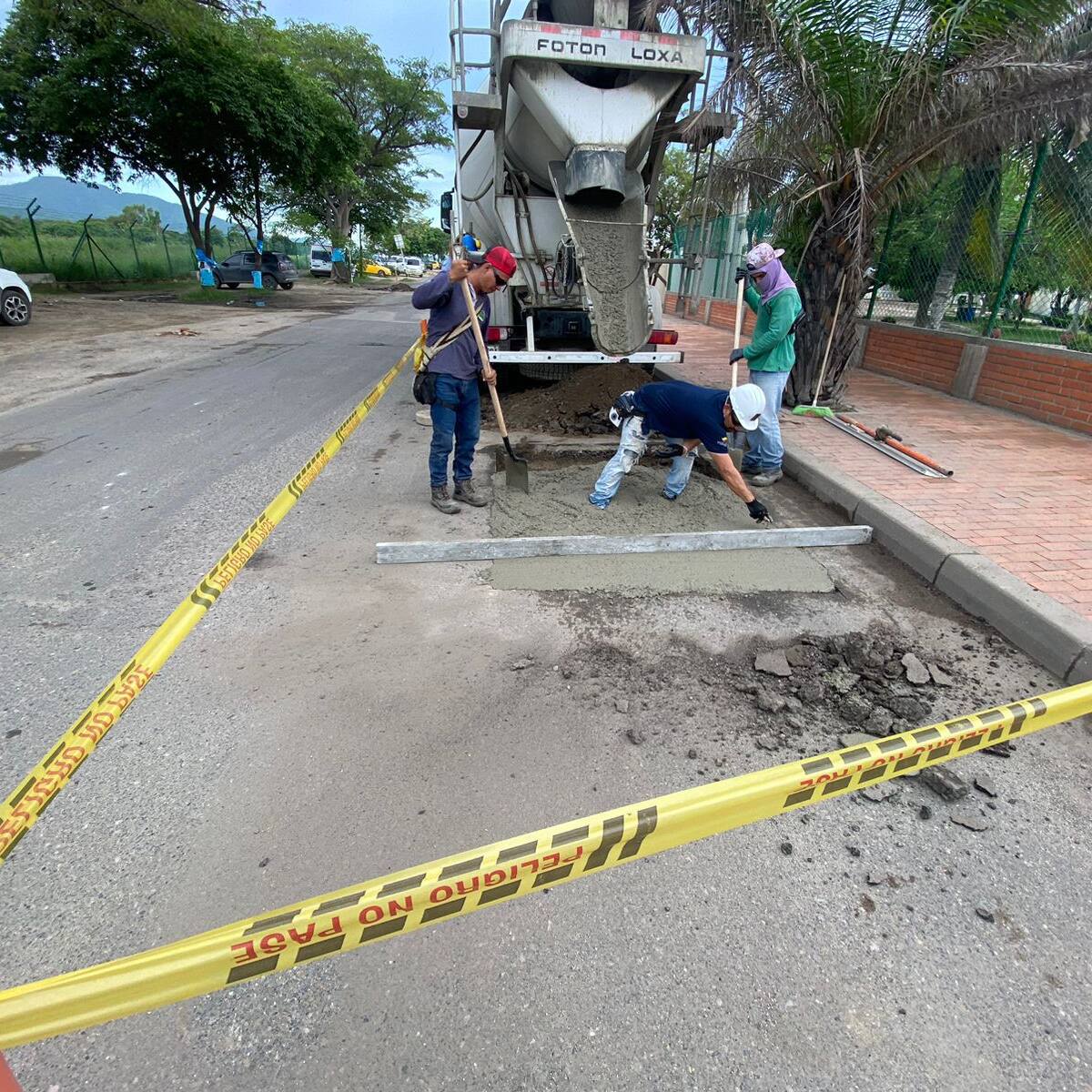 Inician trabajos de recuperación de la vía al aeropuerto internacional Simón Bolívar