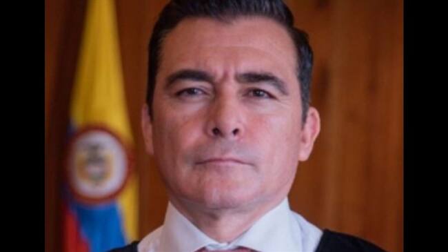 Fue hallado un micrófono escondido en el despacho de magistrado César Reyes (foto), quien investiga al senador Álvaro Uribe. Foto: Corte Suprema de Justicia