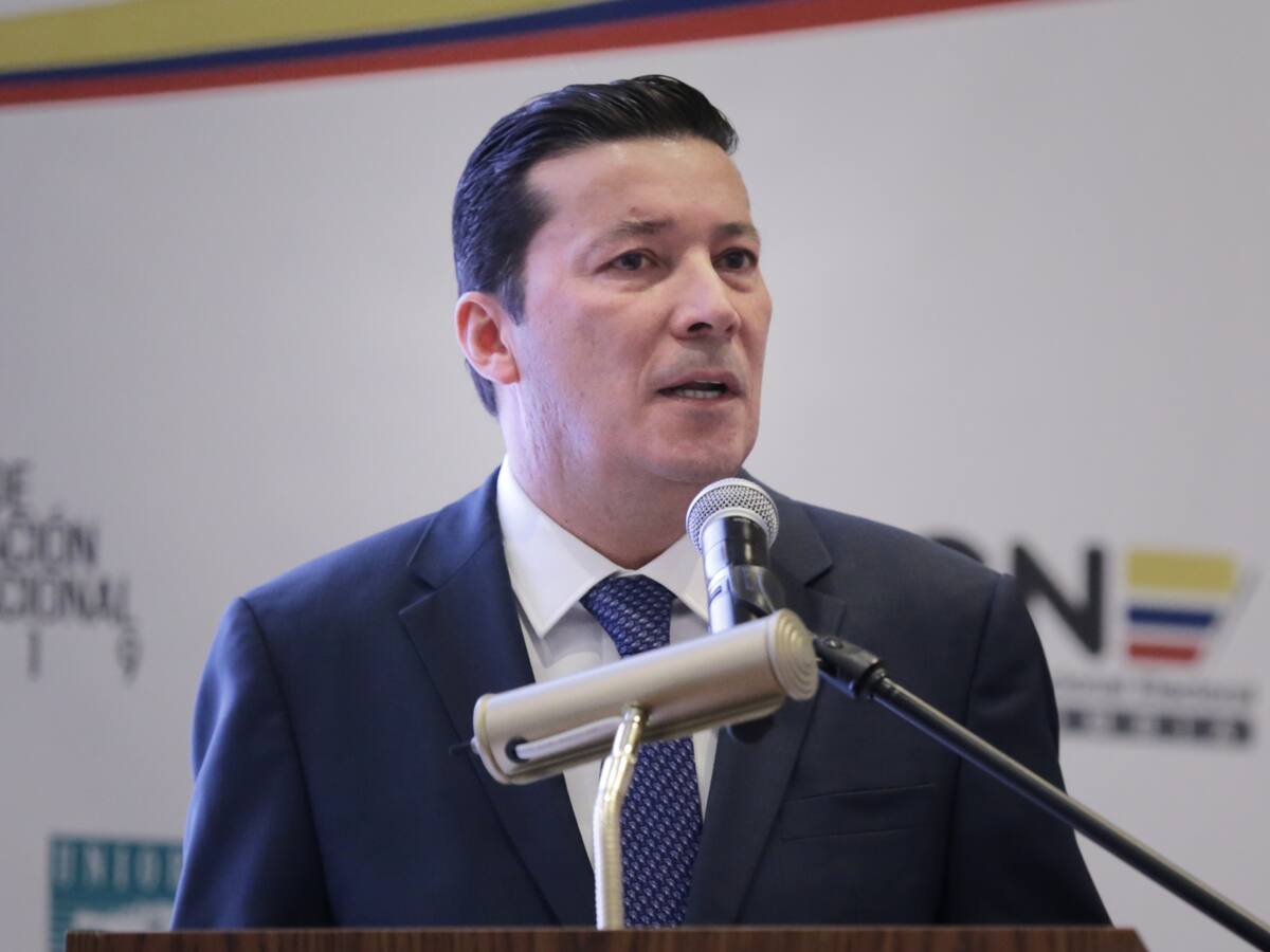 Rechazan impedimento de magistrado para investigar elección de Hernán Penagos