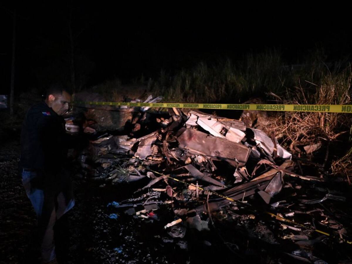 Autoridades confirman primer colombiano muerto tras accidente de un bus en Panamá